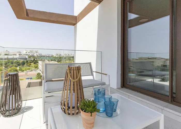 Mesas Modern With Pool In Apartamento