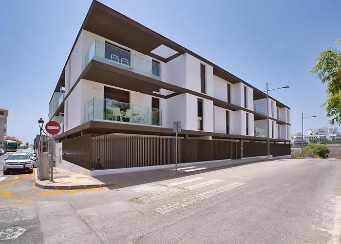 Mesas Modern With Pool In Estepona