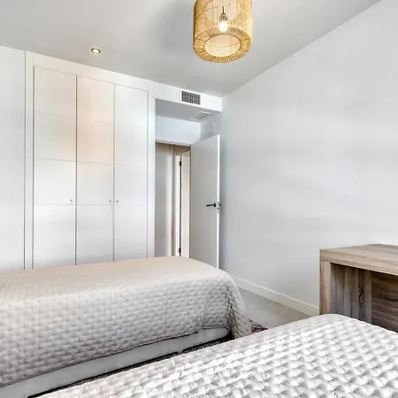 Mesas Modern With Pool In Estepona