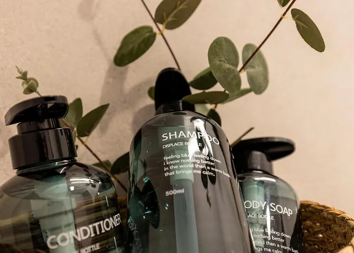 Mesas Modern With Pool In